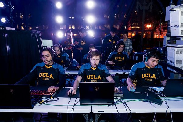 Joined UCLA Esports as Head Coach for Overwatch Varsity Team